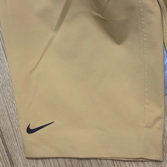 Nike Tech Pack Water-Resistant Trench Coat Bucktan CZ8932-204 Medium NWT Parka - Picture 8 of 12